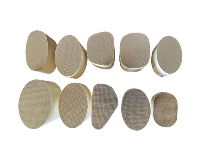 Universal Ceramic Honeycomb Substrate for TWC